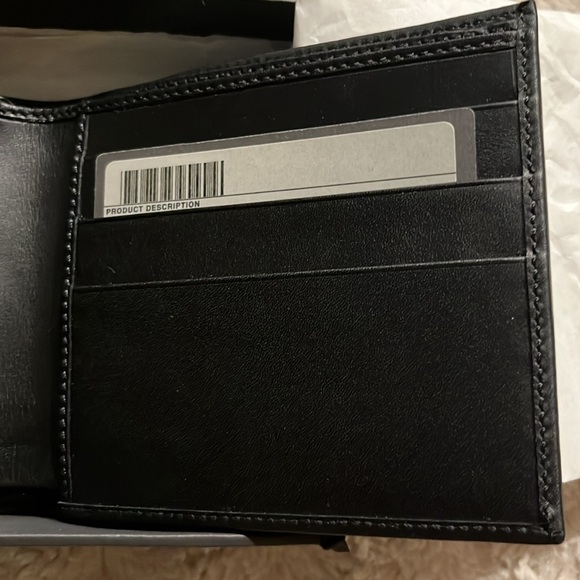 Fendi Mens Bifold Wallet, New with tissue paper tag and box. - Picture 8 of 13